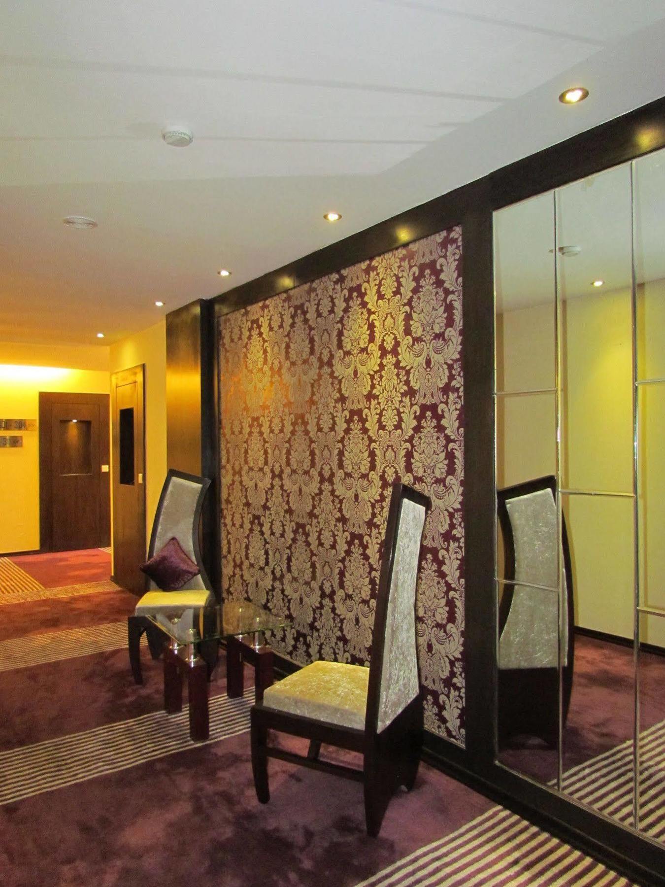 Hotel Pine Spring Wazir Bagh Σριναγκάρ Εξωτερικό φωτογραφία